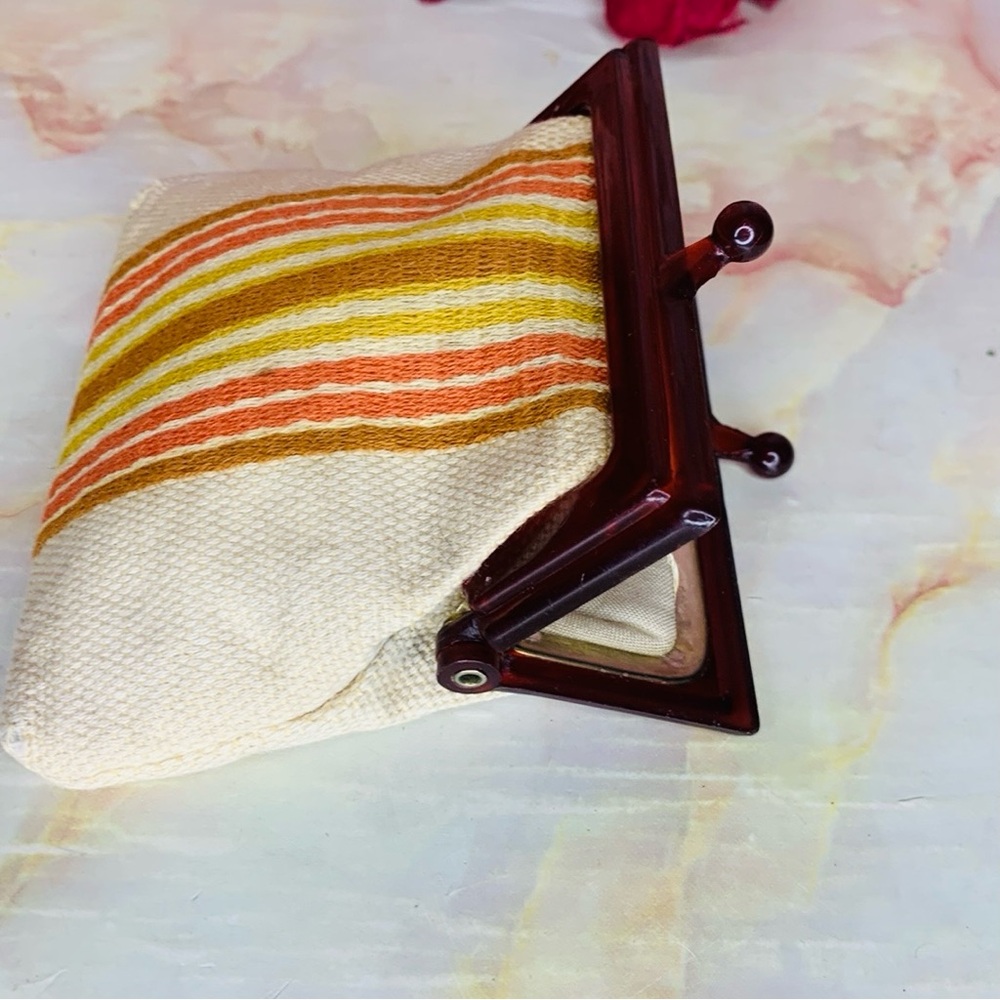 Vintage 70s Orange And Cream Striped Kisslock Change Purse - Picture 3 of 8